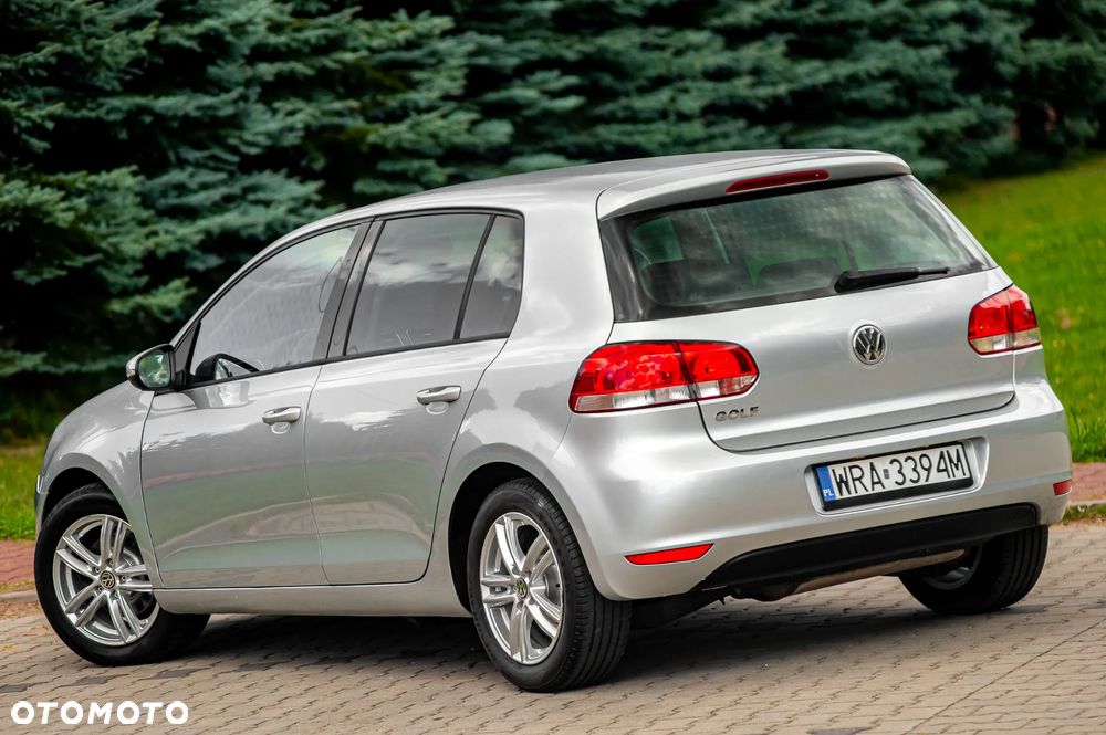 Volkswagen Golf 1.6 Highline - 18