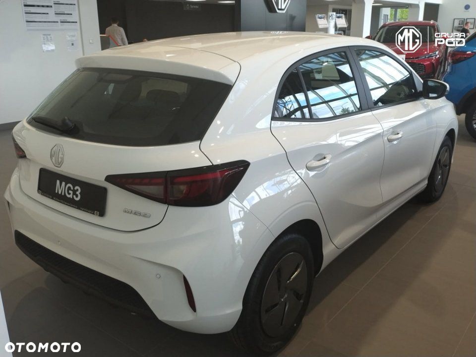 MG MG3 - 4