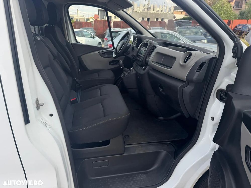 Renault Trafic Combi L2H1 1.6 dCi TT 120 7+1 Expression - 9