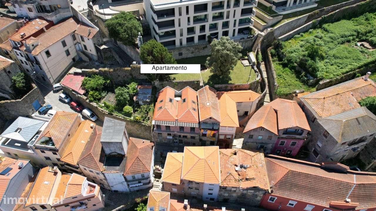 T1 junto ao Cais de Gaia | Excelente Localização e Forte Potencial de - Grande imagem: 5/22