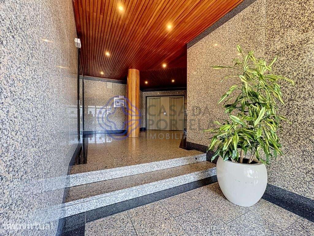Venda de Apartamento T0+1 com Vista Mar, em Póvoa de Varzim. - Grande imagem: 3/23