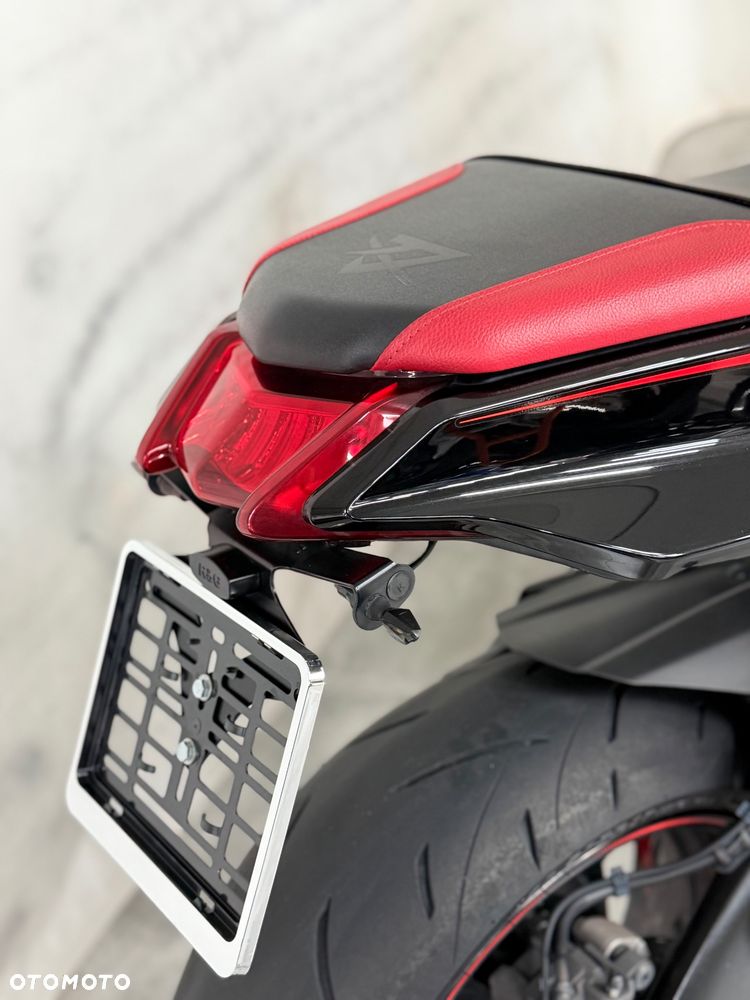 Suzuki Katana - 8
