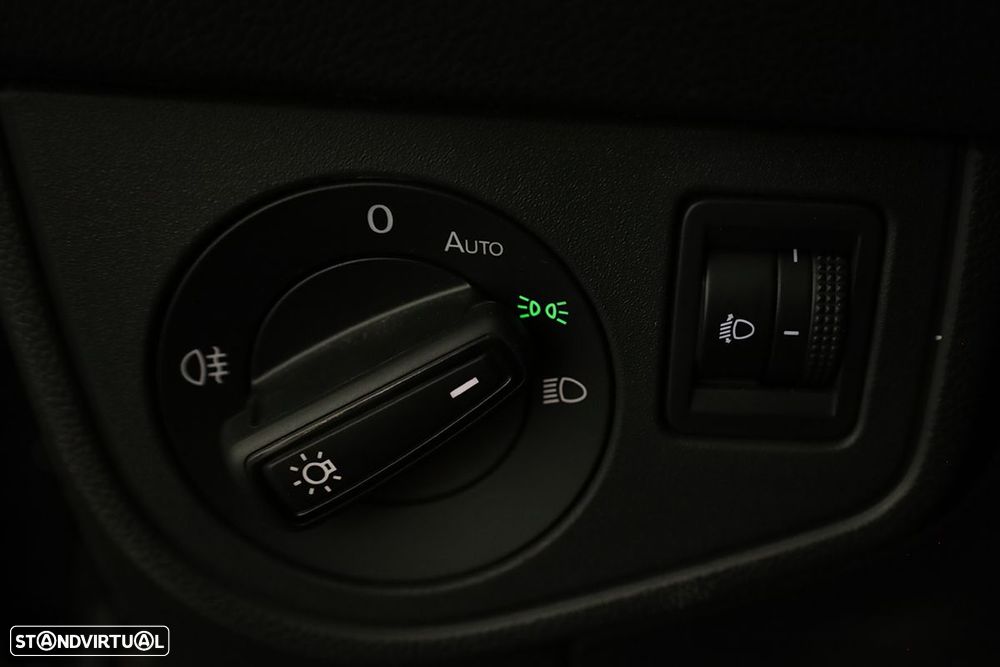 VW Taigo 1.0 TSI Urban - 18