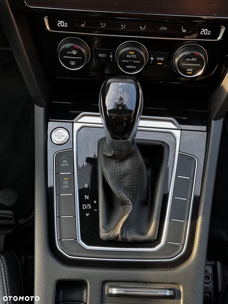 Volkswagen Arteon 2.0 TSI R-Line DSG - 34