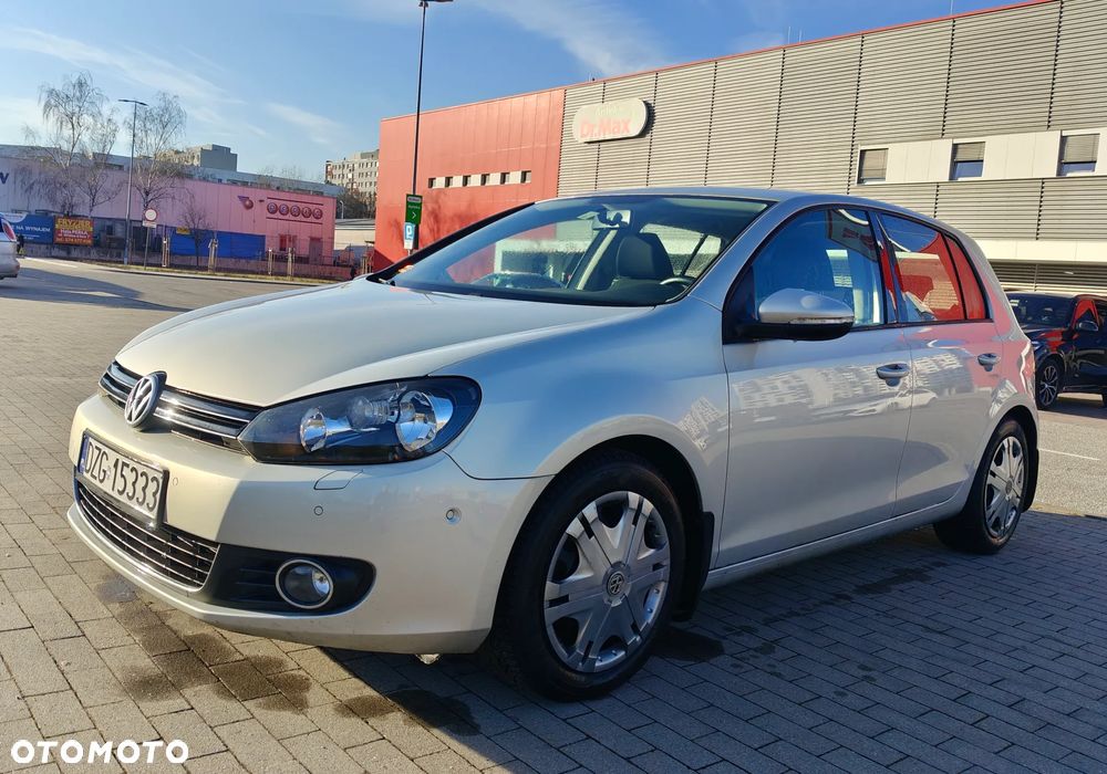 Volkswagen Golf 1.4 TSI Highline DSG - 9