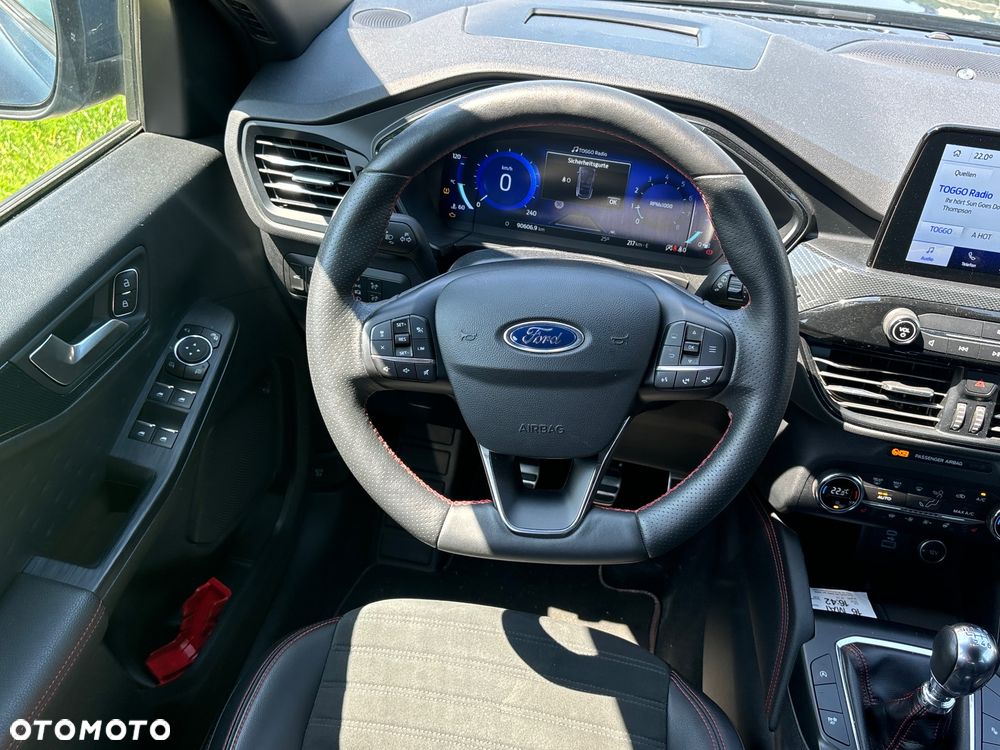 Ford Kuga 1.5 EcoBoost ST-LINE X - 14