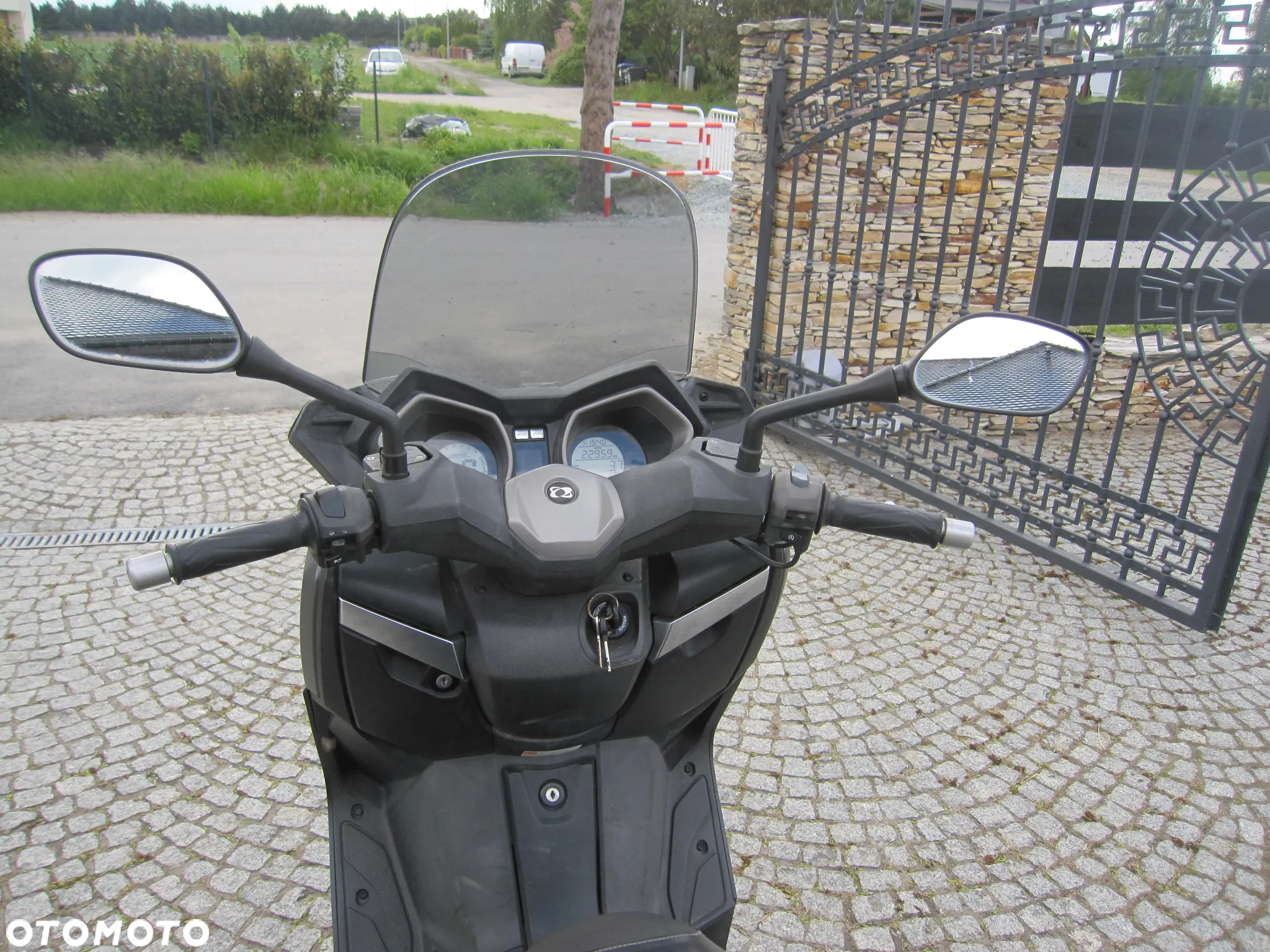 Yamaha X-max - 6
