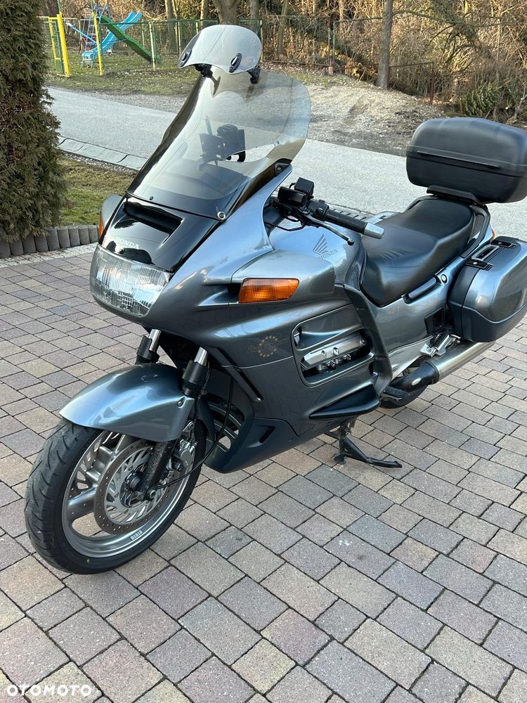 Honda ST - 2