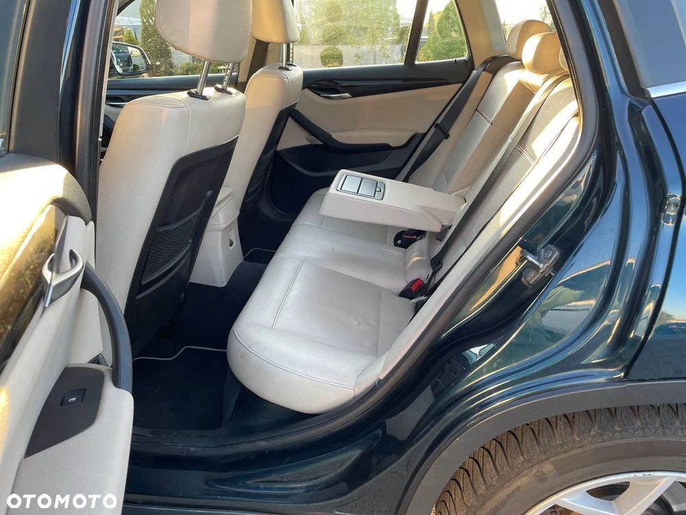 BMW X1 xDrive20d Sport Line - 12