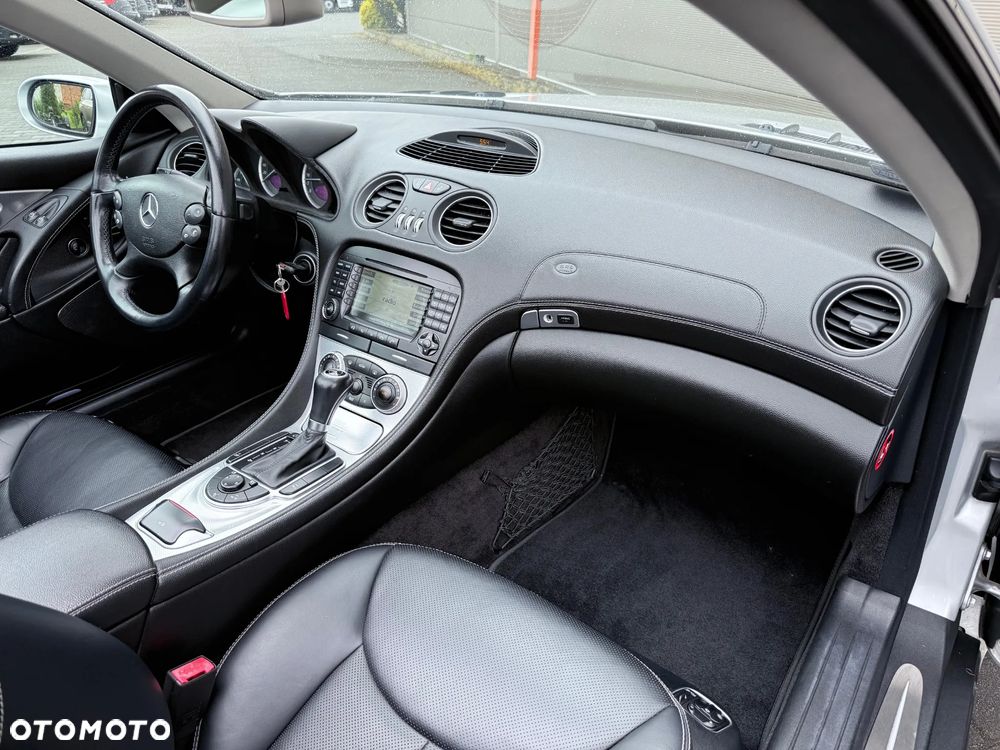 Mercedes-Benz SL 350 Edition 50 - 29