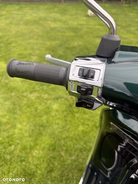 Piaggio Vespa - 10