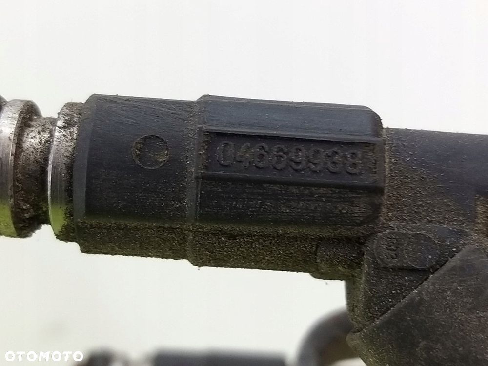 Listwa wtryskiwaczy Chrysler Voyager III 2,4B 16V 95-00 R 04669938 - 6