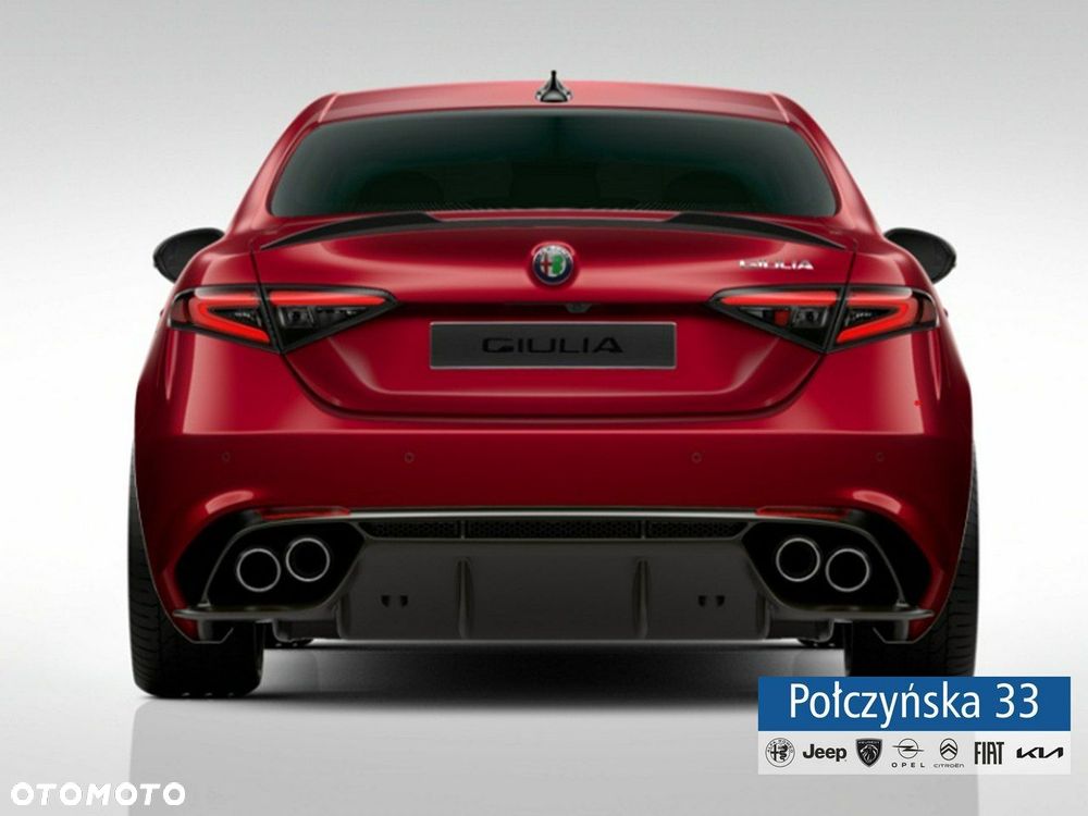Alfa Romeo Giulia - 4