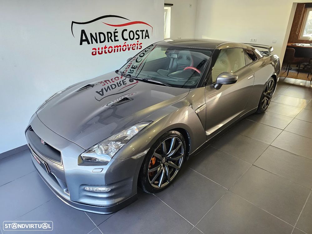 Nissan GT-R 3.8 V6 Black Edition - 9