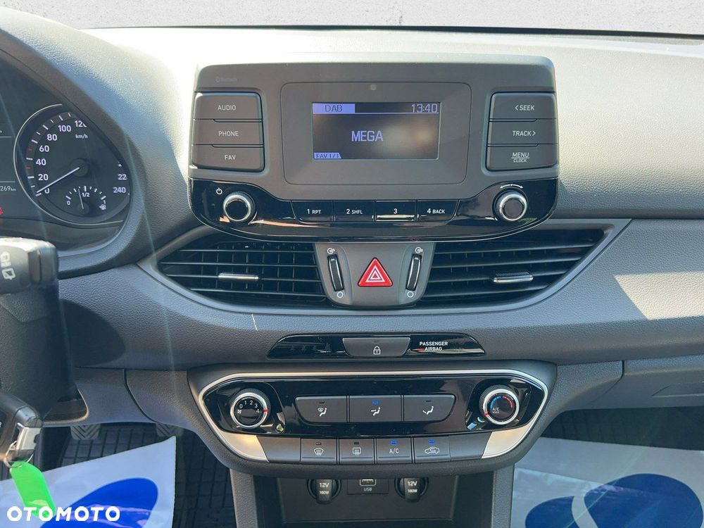 Hyundai i30 - 19