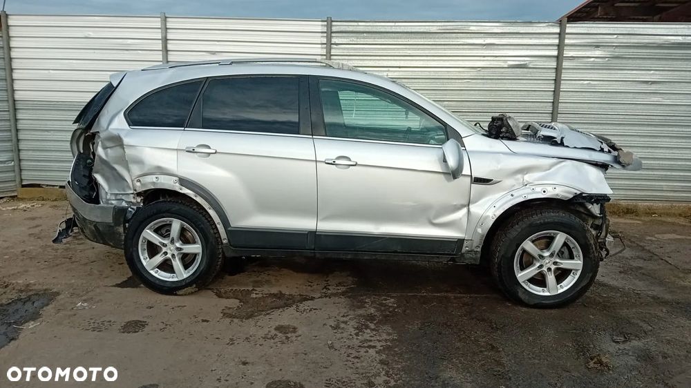 Tylko Części Chevrolet Captiva I C140 2.2D 16V z22d1 184KM 135kW 4x4 13r-15r lakier GAN - 5