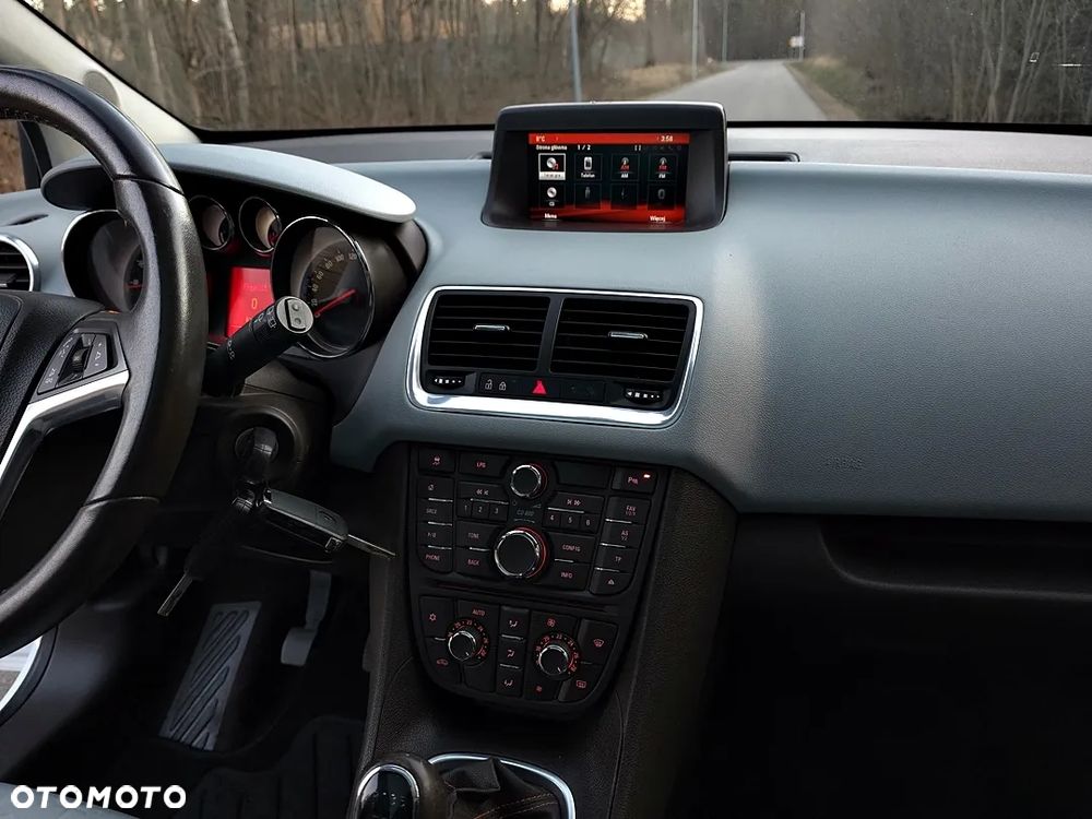 Opel Meriva 1.4 T Cosmo - 27