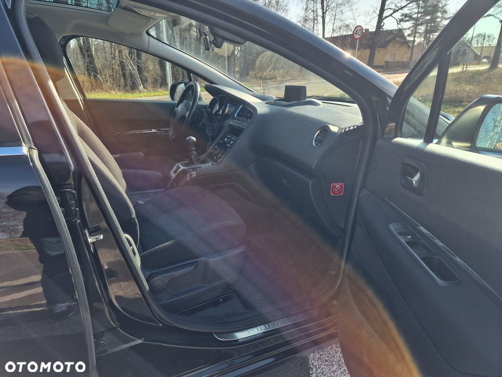Peugeot 5008 155 THP Premium - 16