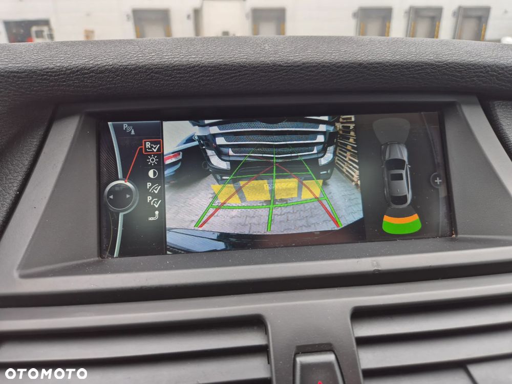 BMW X6 xDriveM50d - 16