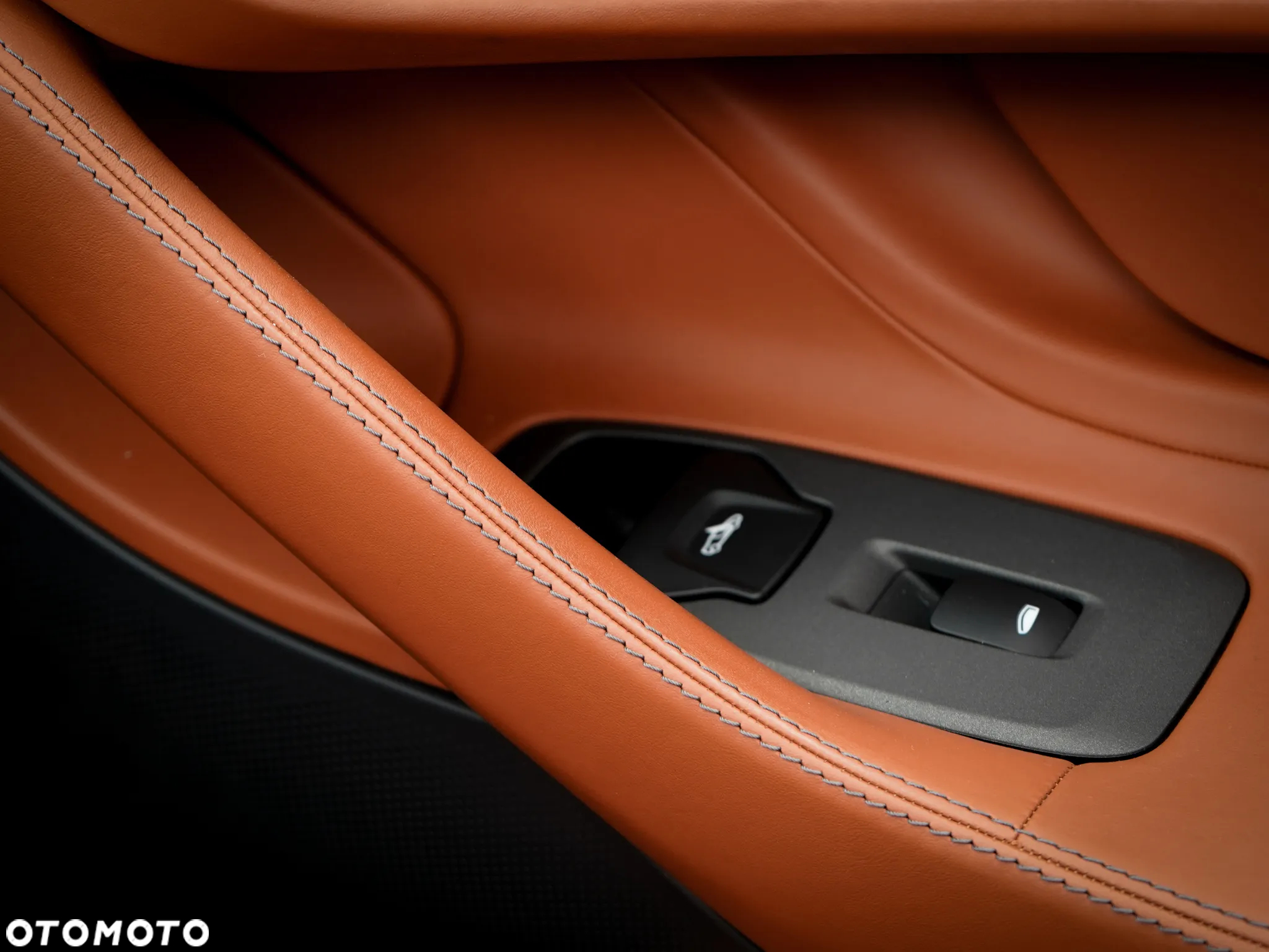 McLaren 570S Spider - 32