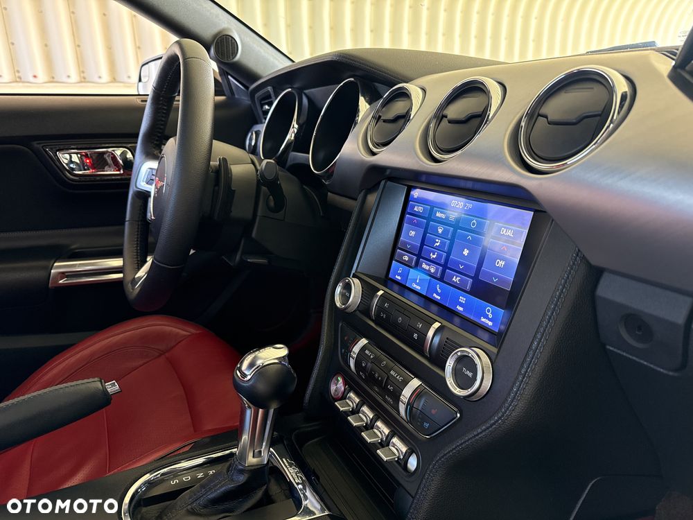 Ford Mustang 3.7 V6 Premium - 19