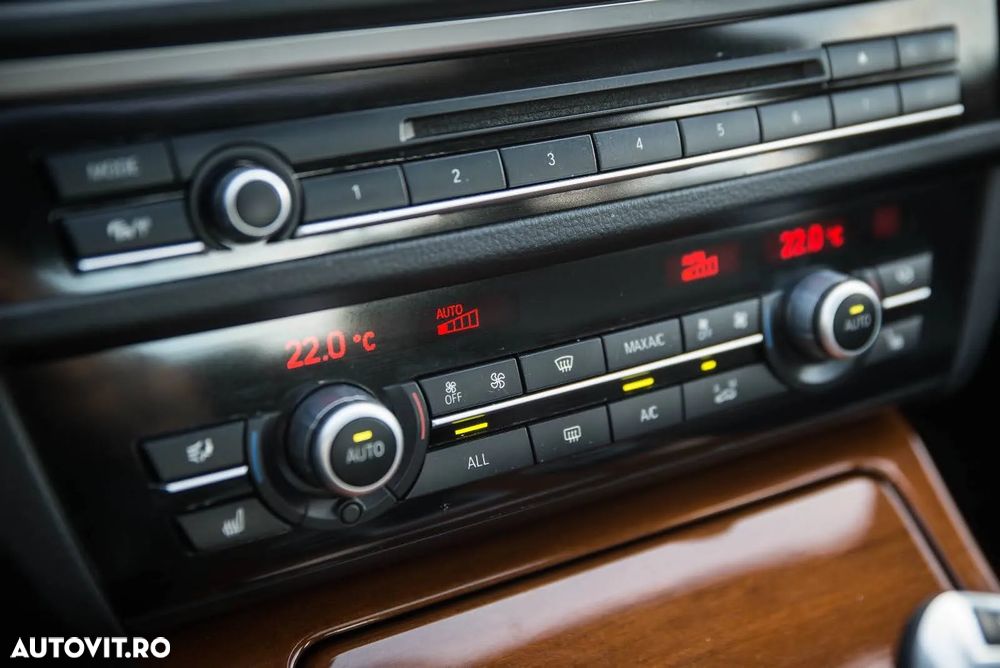 BMW Seria 5 520d - 15