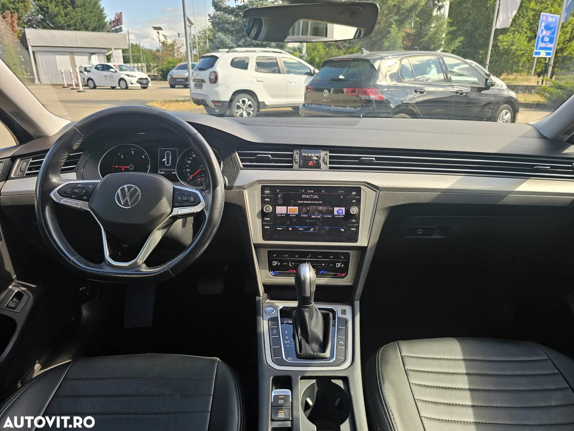 Volkswagen Passat Variant 2.0 TDI DSG Advance - 12