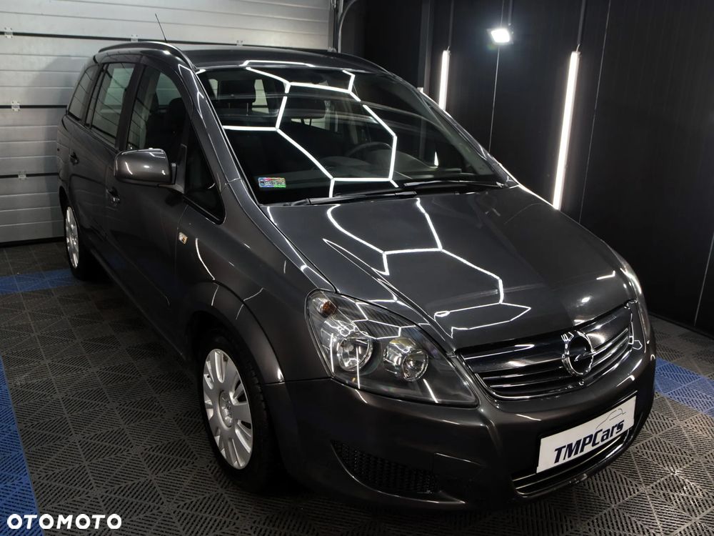 Opel Zafira - 18
