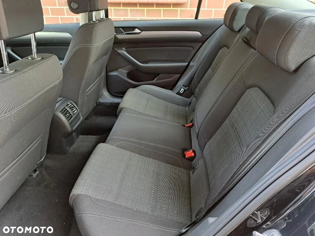 Volkswagen Passat 1.5 TSI EVO Business DSG - 26
