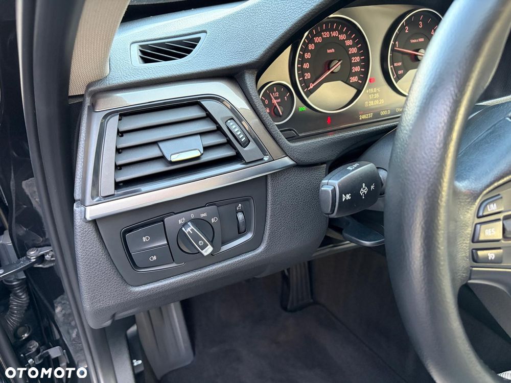BMW Seria 3 - 31