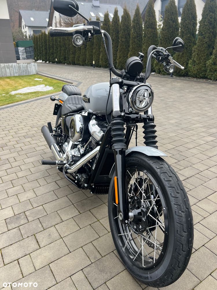 Harley-Davidson Softail Street Bob - 4