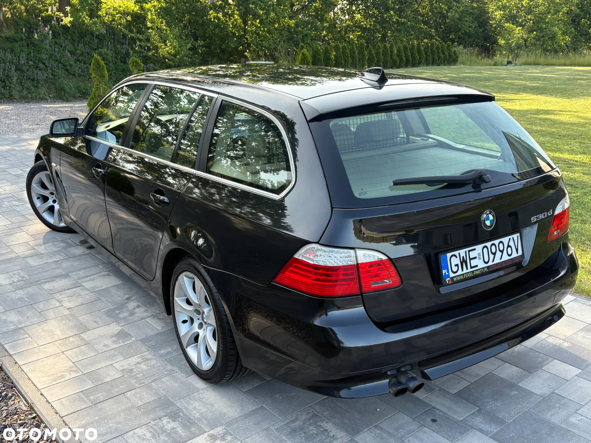 BMW Seria 5 530d Touring Edition Exclusive - 4