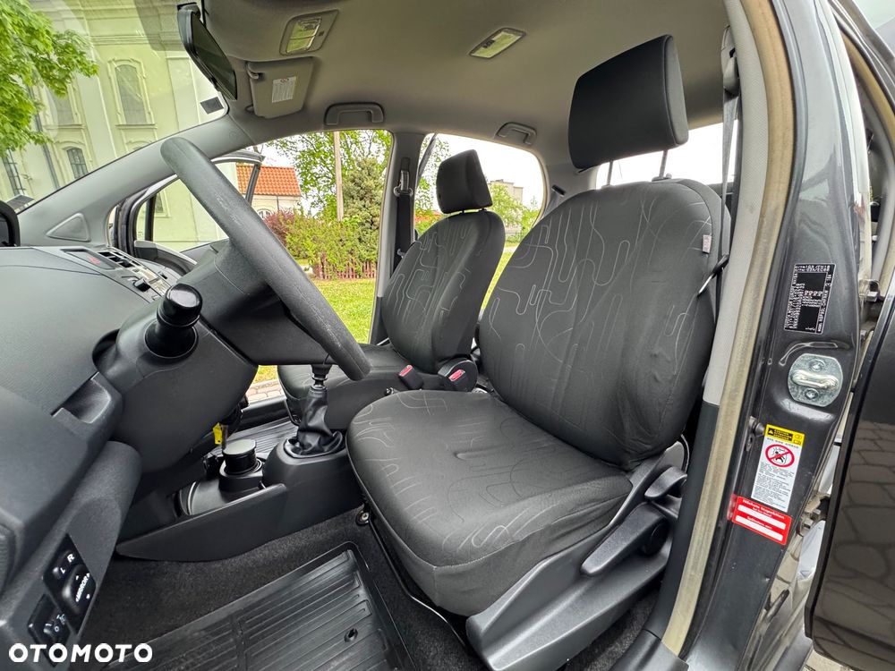 Toyota Yaris - 21