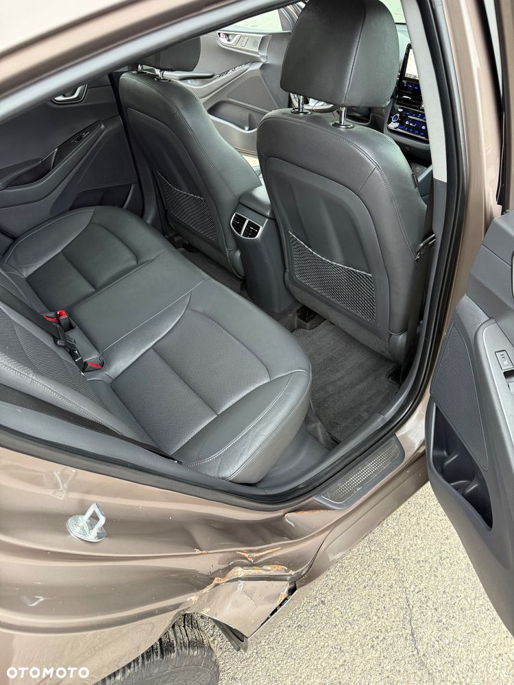 Hyundai IONIQ 1.6 GDI Premium - 15