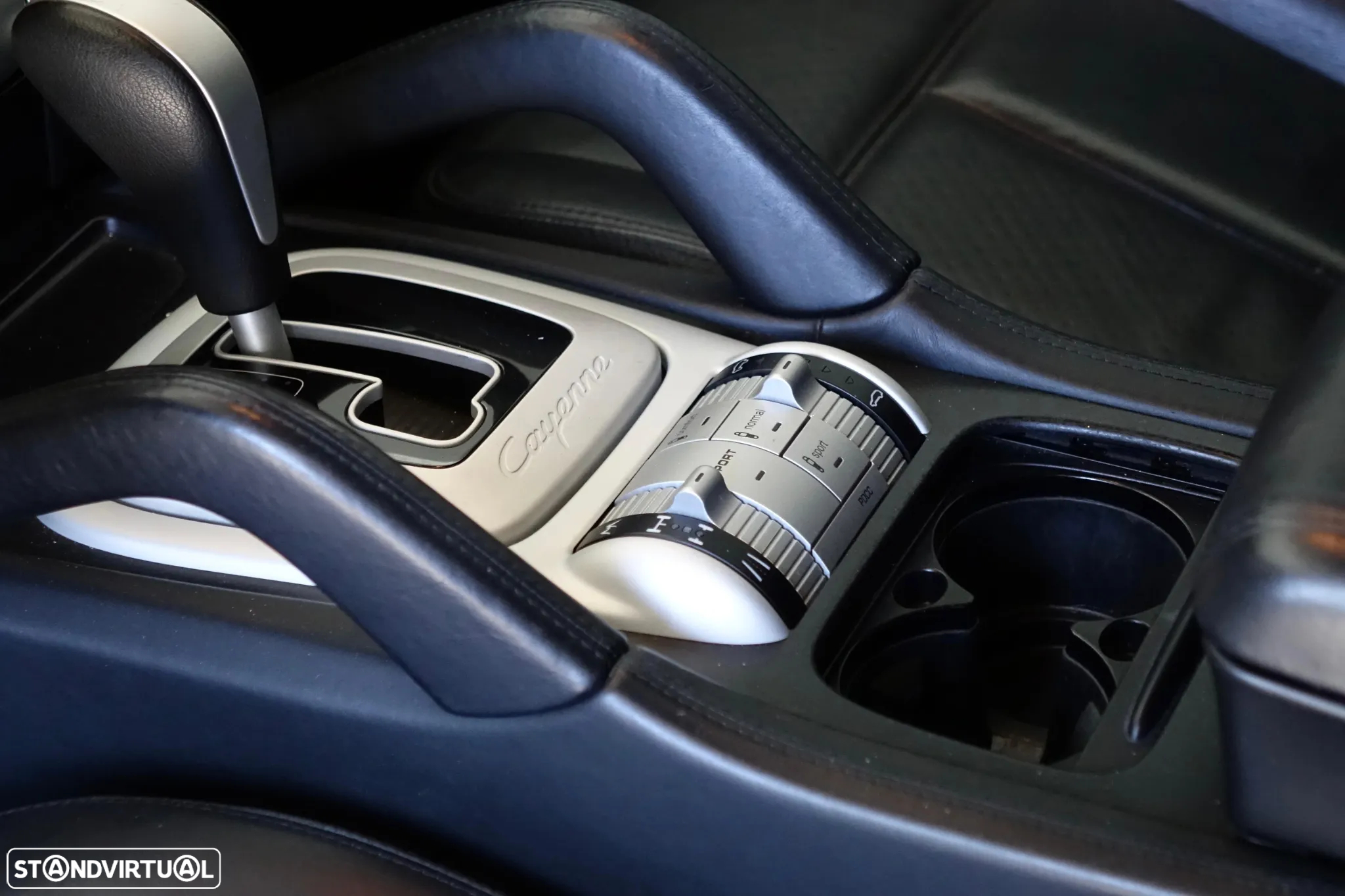 Porsche Cayenne Turbo - 12