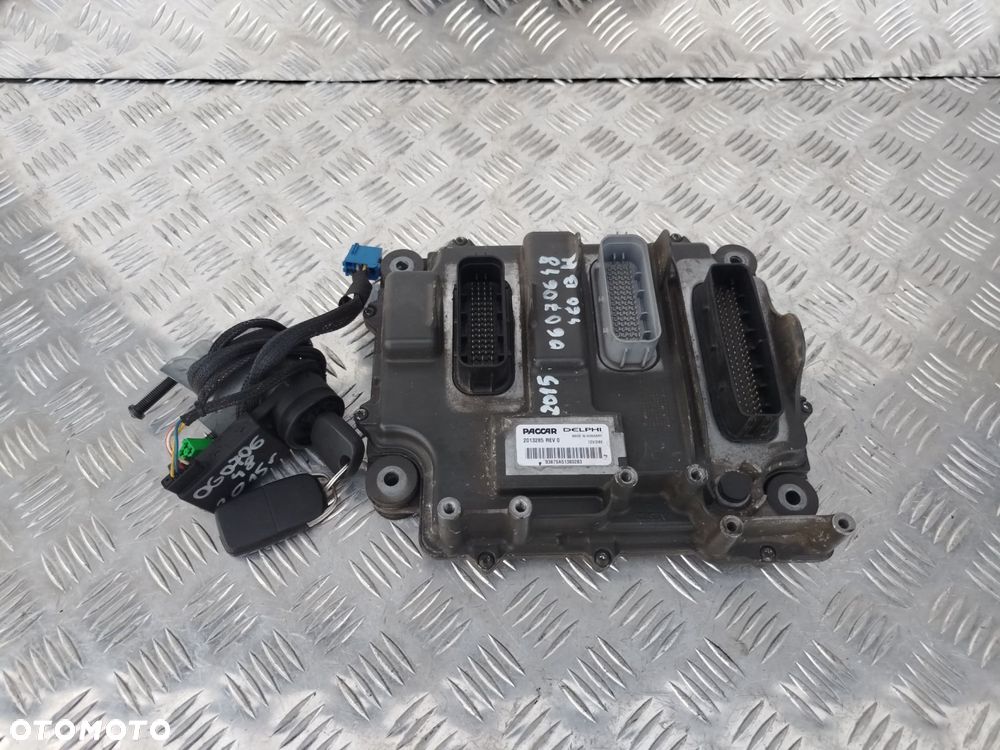 KOMPUTER STEROWNIK SILNIKA DAF XF 106 460 - 1