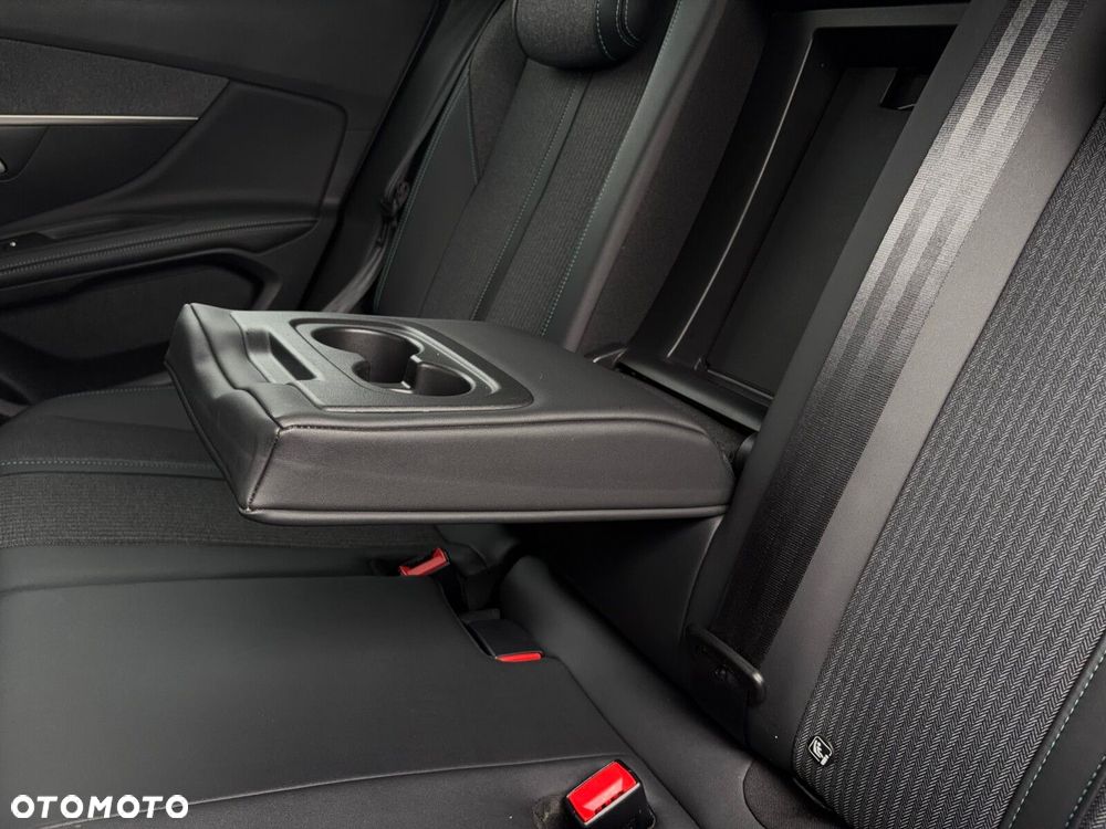 Peugeot 3008 1.2 PureTech Allure Pack S&S EAT8 - 14