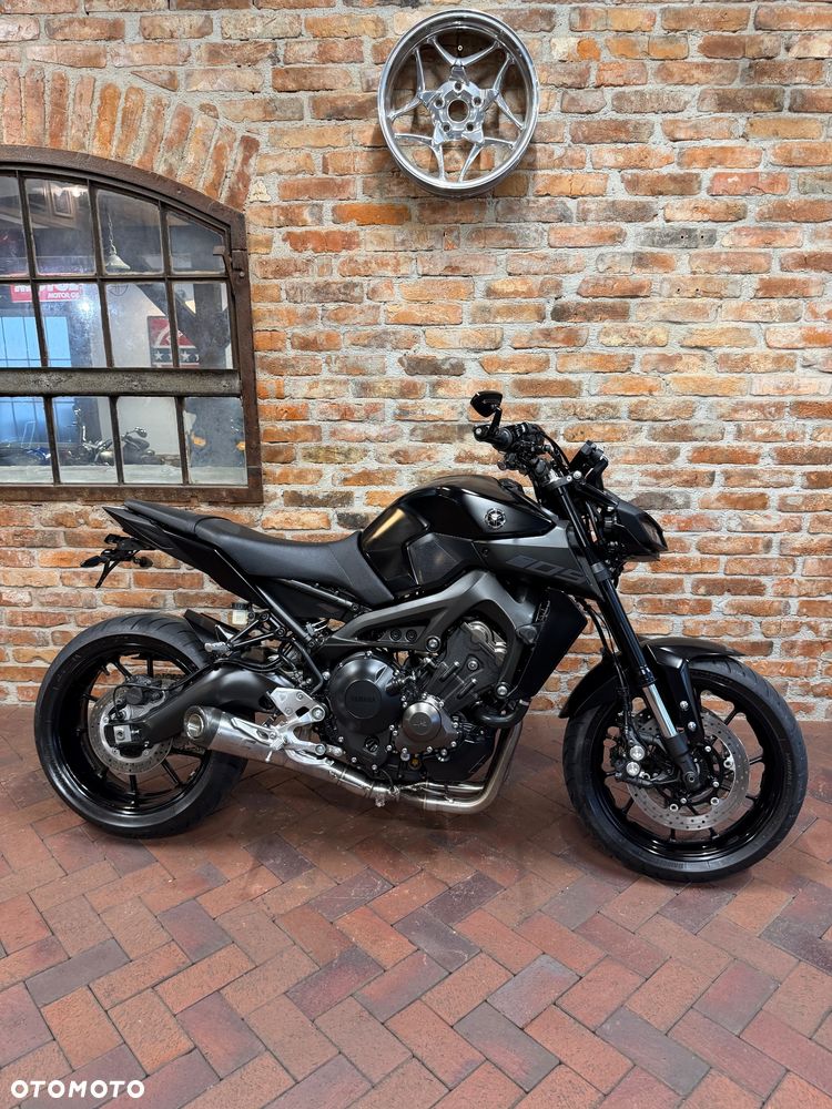Yamaha MT - 5