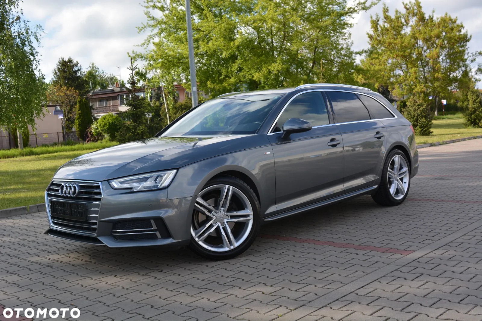 Audi A4 Avant 2.0 TDI DPF clean diesel S line Sportpaket - 33