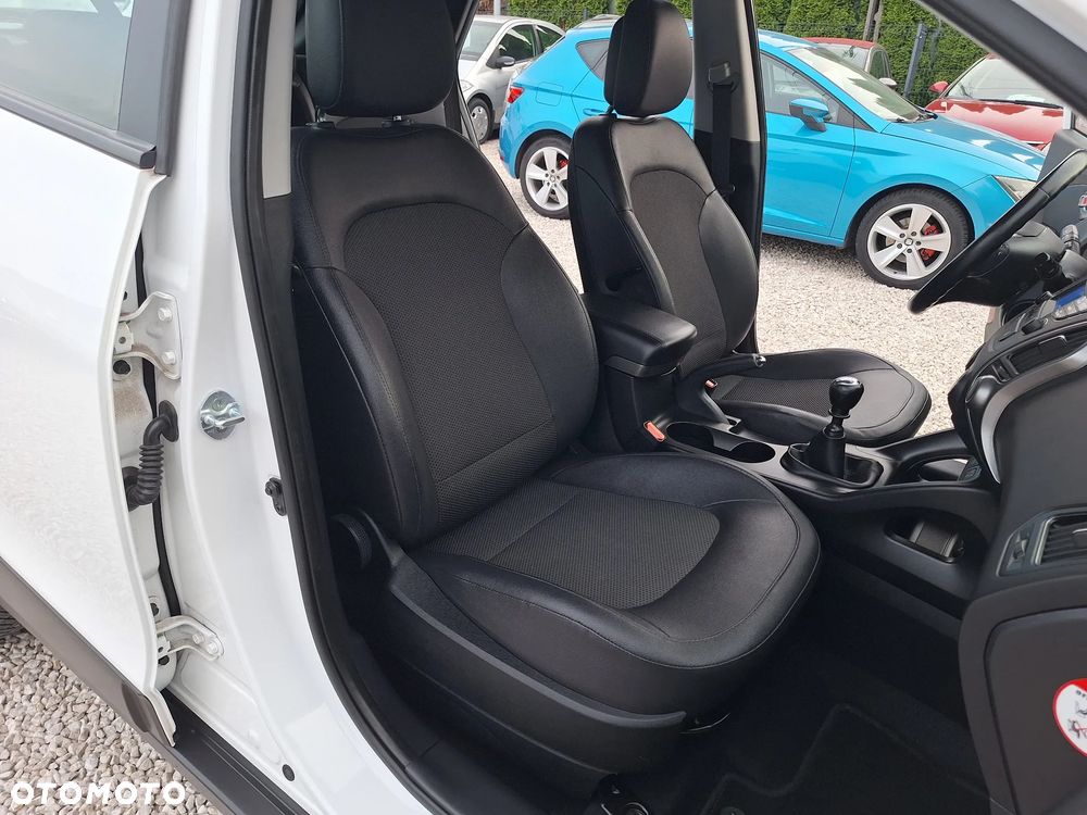 Hyundai ix35 1.6 2WD blue Trend - 32