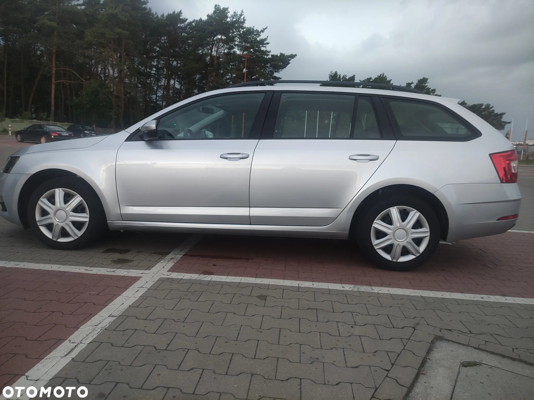 Skoda Octavia 1.6 TDI Drive DSG - 7