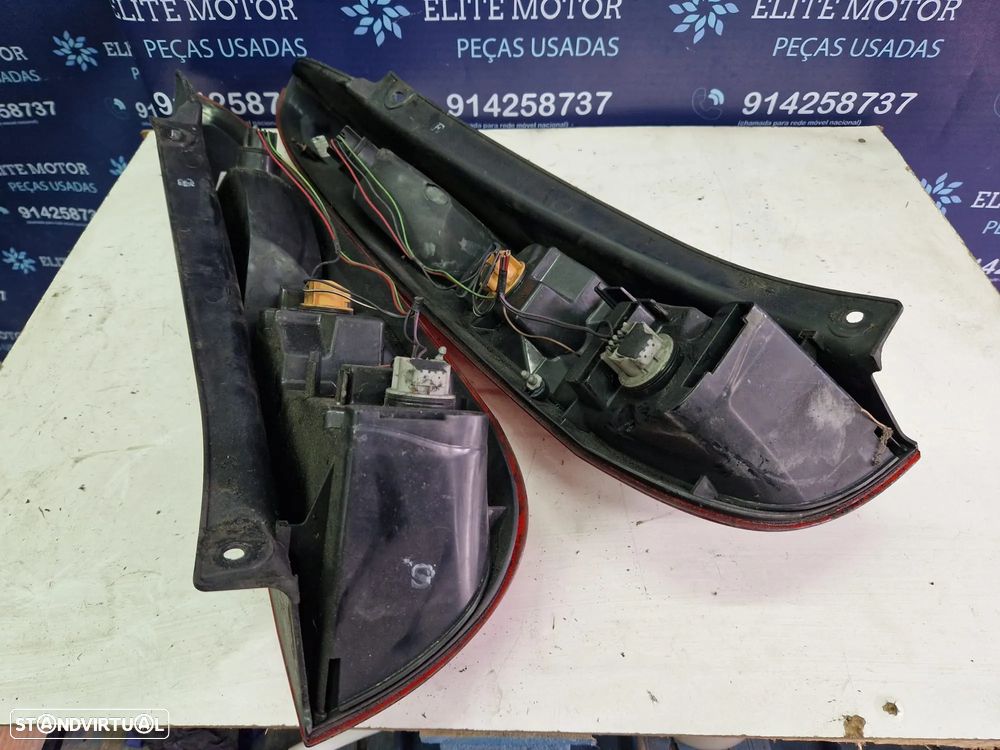 Farolins usados FORD FIESTA V 5 RESTYLE farolim - 4