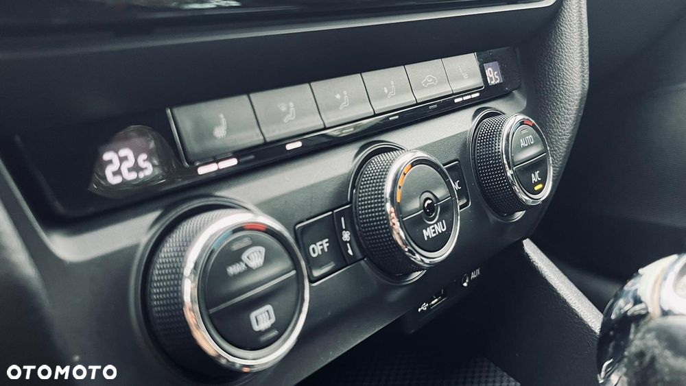 Skoda Octavia 2.0 TDI DSG RS - 19