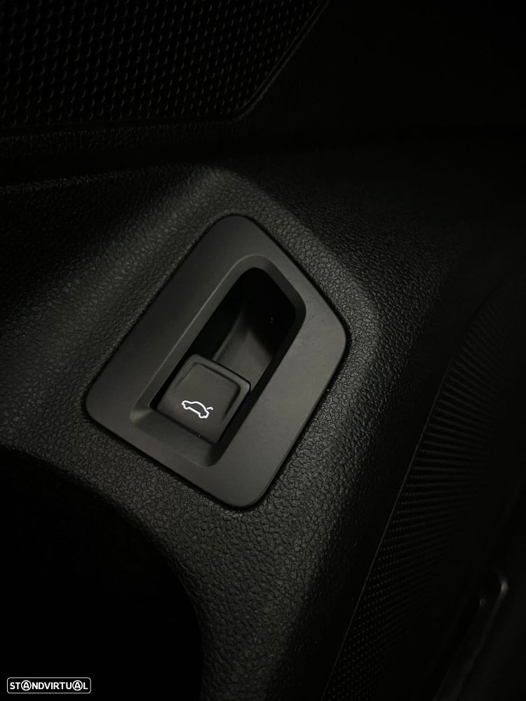 VW Arteon 2.0 TDI Elegance DSG - 23