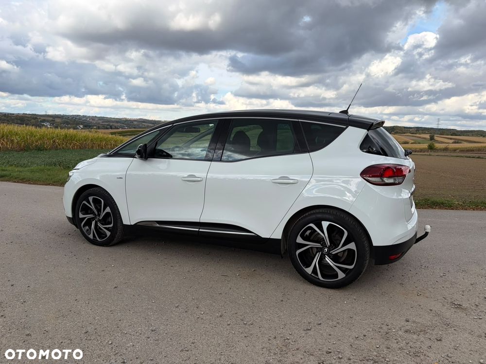 Renault Scenic - 11