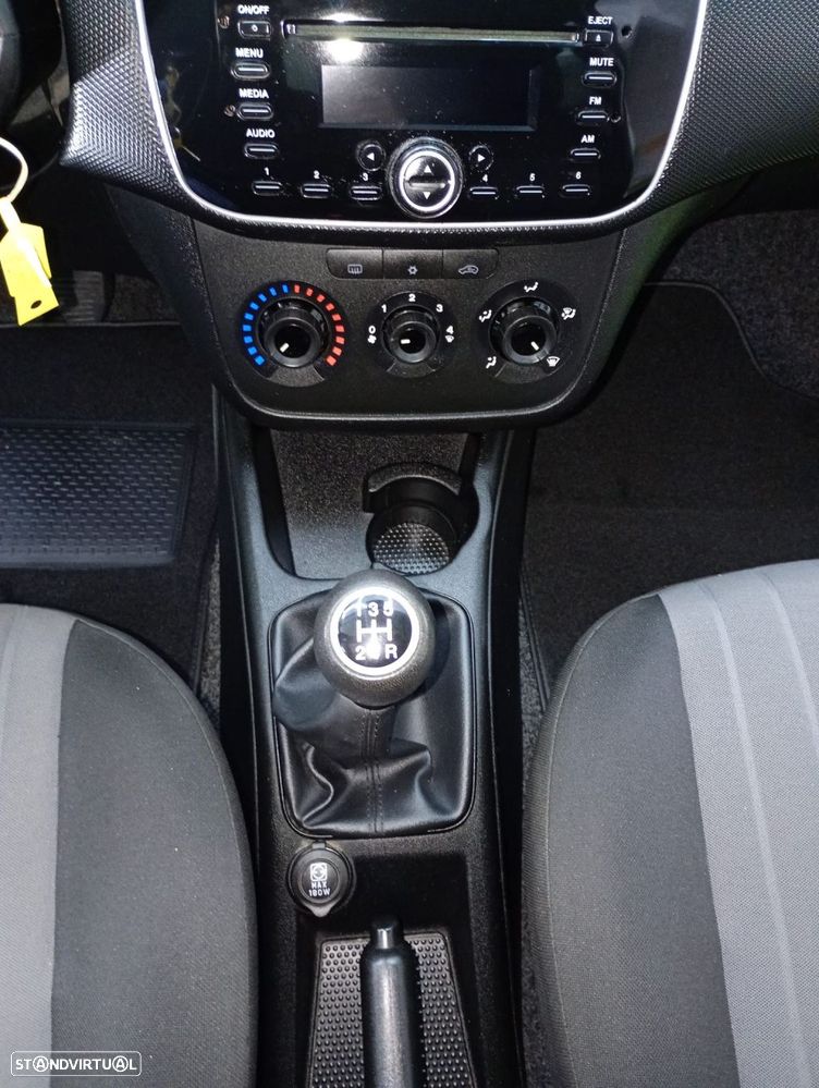 Fiat Punto 1.3 M-Jet Easy S&S - 19