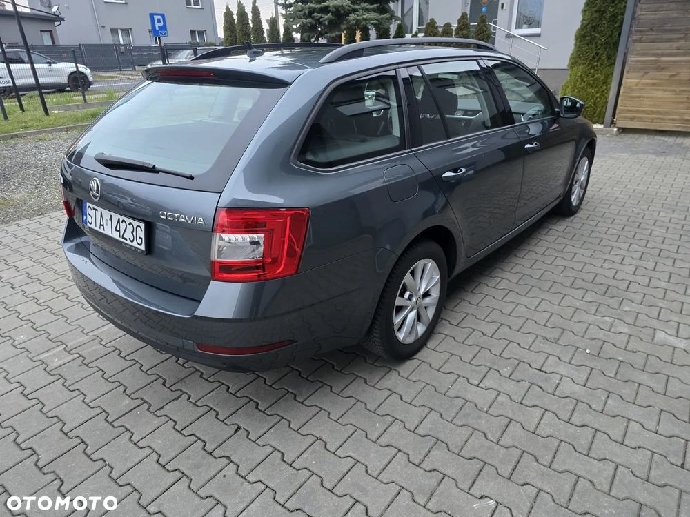 Skoda Octavia 1.6 TDI DSG Style - 5
