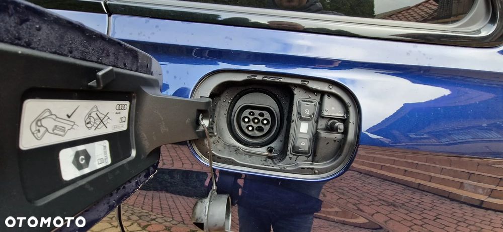 Audi Q7 60 TFSI e Quattro S Line Tiptr - 8