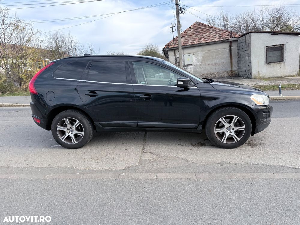 Volvo XC 60 2.4D AWD Momentum - 16