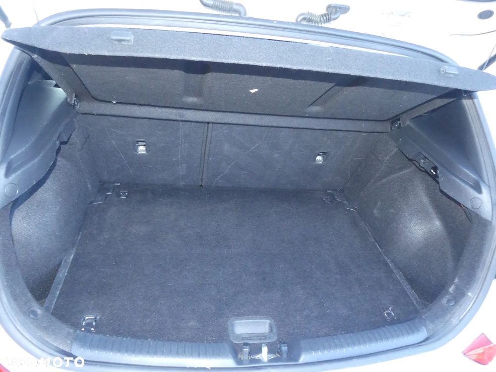 Hyundai i30 1.4 Comfort - 30